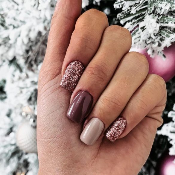 Gel Nail Polish 4 ml - DN060 - RoseGold (Big Glitters) - Gel Gel Nail Polish 4 ml - DN060 - RoseGold (Big Glitters) - Gel