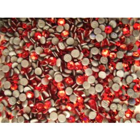 Iron on Swarovski Rhinestones,Red 20pcs Iron on Swarovski Rhinestones,Red 20pcs