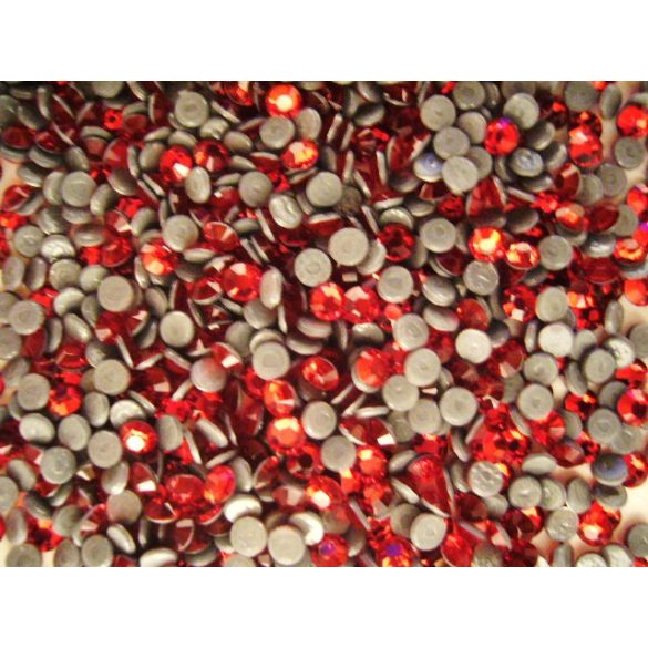 Iron on Swarovski Rhinestones,Red 20pcs